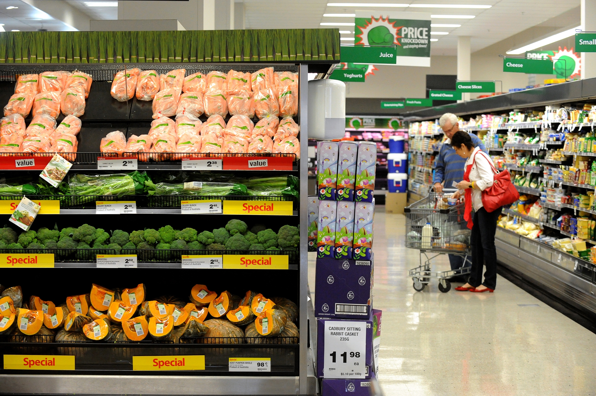 Supermarket_groceries.jpg