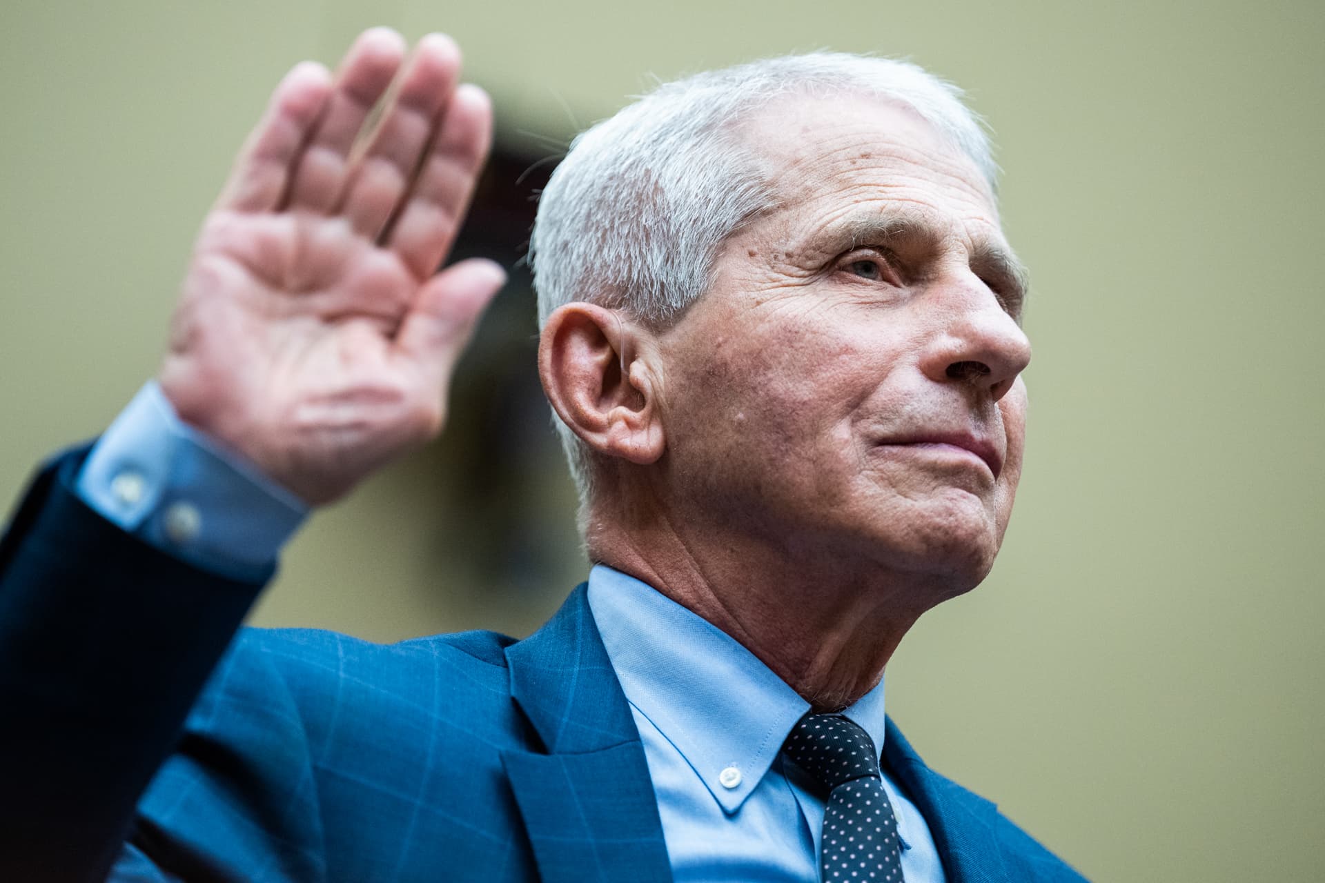 Fauci Admits No Science Behind Covid 6ft Distancing Rules